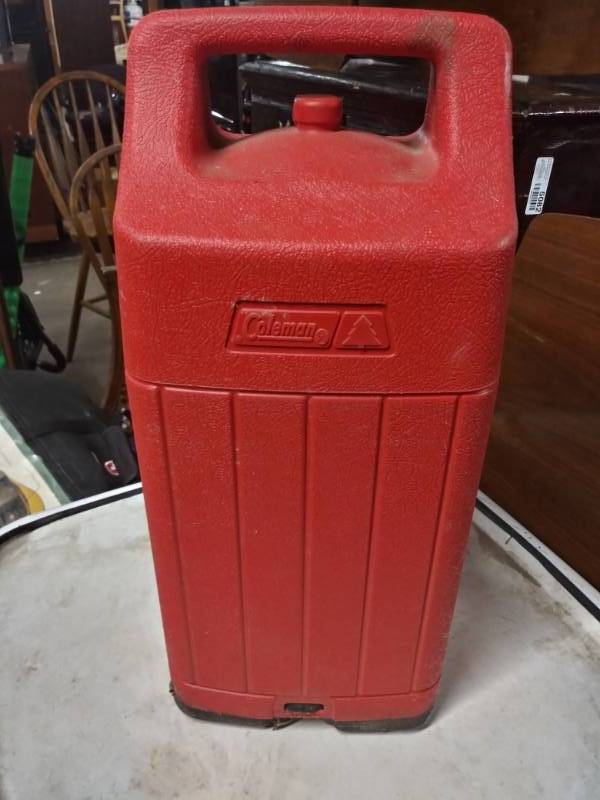 lot 5088 image: Coleman Lantern and Case