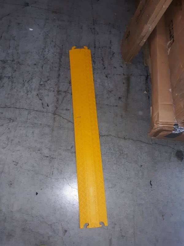 lot 16759 image: Pyle Hassle-free Cable Protective Cover Ramp, Cordwire Protection Track (pair)