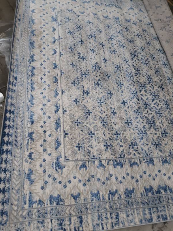 lot 16847 image: Brentwood Carpet