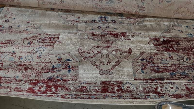 lot 17338 image: Cambridge Cream Area Rug 230x320 - 8 x 10