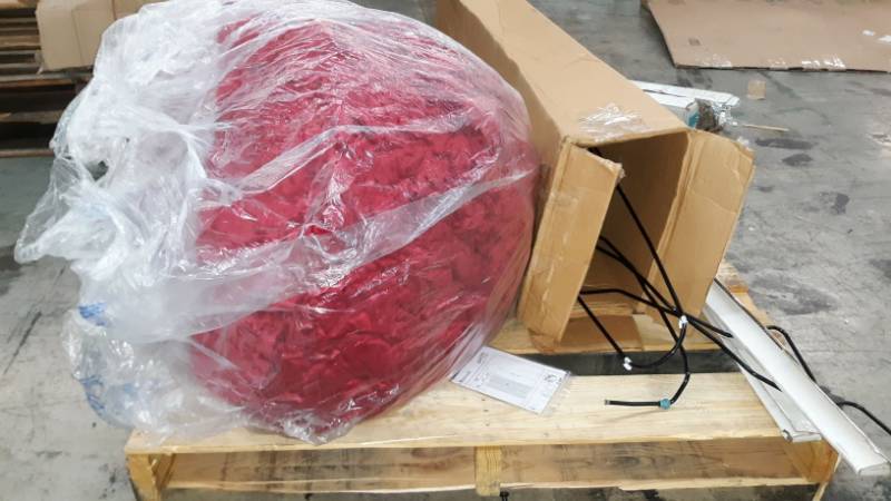 lot 17355 image: Pallet of Assorted Parts