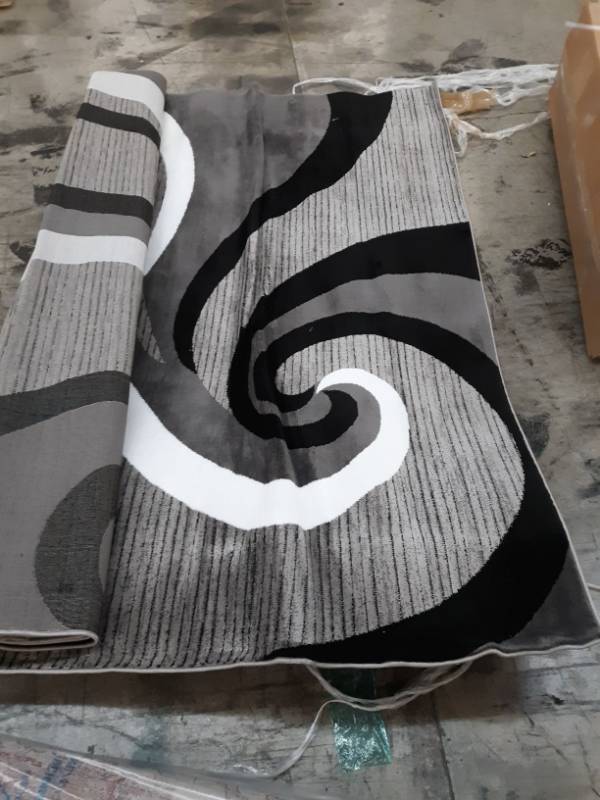 lot 18262 image: 79 x105  Sevilla Rug