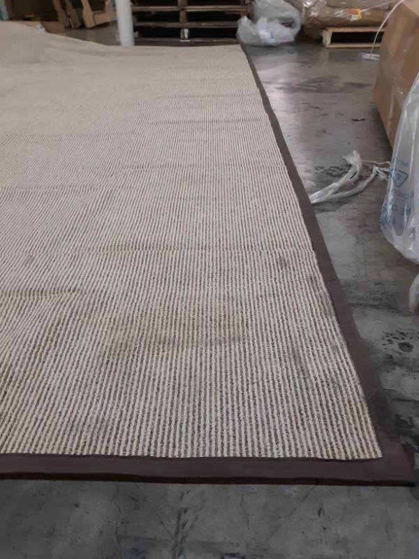 lot 18263 image: 9x1110  Rug