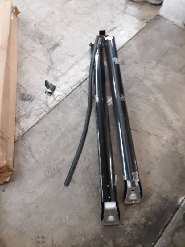 lot 16890 image: Roof Rack