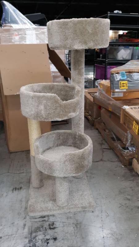 lot 17412 image: Grey Cat Tower New, Top Step Requires Assembly