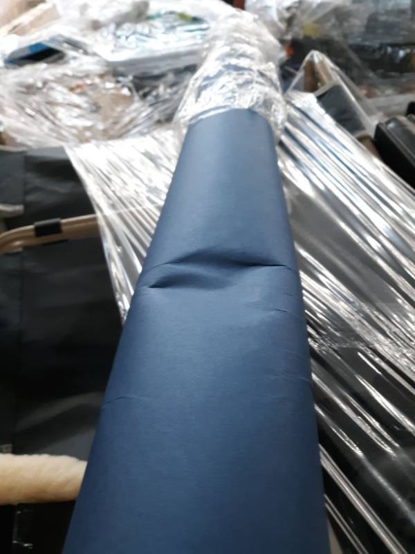 lot 18337 image: 9ft Superior Specialties Seamless Paper