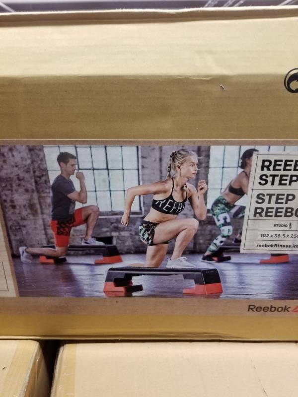 lot 17679 image: Reebok Step Aerobic Exercise Platform Box Damage
