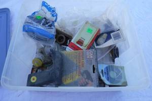 lot 6959 image: Garage Items Mixed Lot