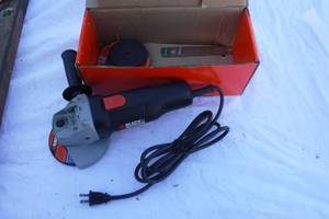 lot 6970 image: Black & Decker Angle Grinder