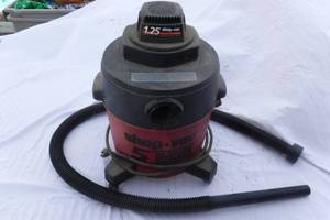 lot 6984 image: Wet-Dry Shop Vac 1.25 HP