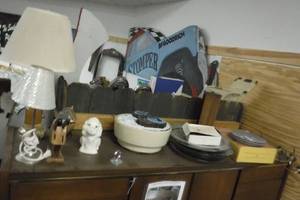 lot 19026 image: All Items on the Shelf Lot
