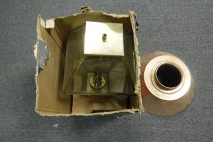lot 19024 image: Outdoor Light Fixture