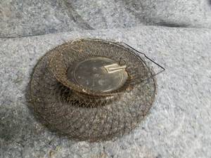 lot 14003 image: Wire Fish Basket