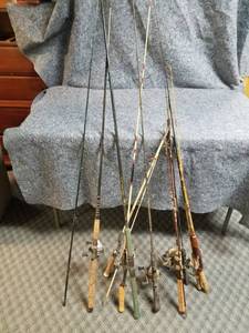 lot 14009 image: Lot of Fishing Rods and Reels
