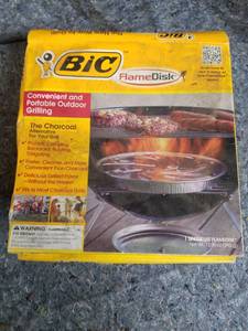 lot 14012 image: Lot of 6 New Old Stock Bic Ethanol Flame Disks for Grilling