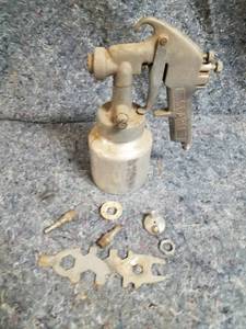 lot 14013 image: Vintage Sears Paint Sprayer
