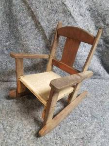 lot 14034 image: Vintage Childs Rocking Chair