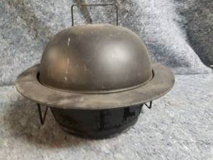 lot 14035 image: Small Decorative Outdoor Fire Pit