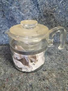 lot 14048 image: Vintage Glass Percolator