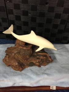 lot 1574 image: John Perry Studio Pellucida Gallery Dolphin Burl Base