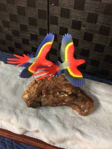 lot 1582 image: John Perry Studio Pellucida Gallery Pair of Birds Burl Base