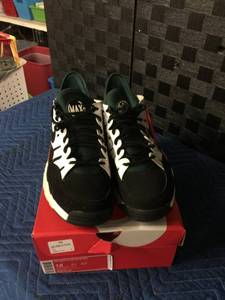 lot 1592 image: Air Max Plus Tn Ultra Size 12 Shoes