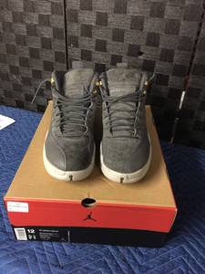 lot 1600 image: Air Jordans Size 12 Shoes