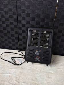 lot 1644 image: Space Heater