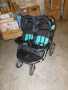 lot 1927 image: Babytrend Navigator Double Stroller