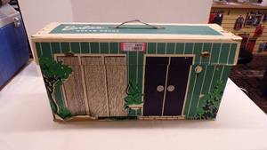 lot 4693 image: Barbies Dream House Case