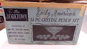 lot 4697 image: Crystal Punch set