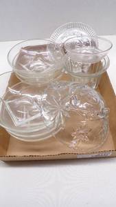 lot 4720 image: Glassware