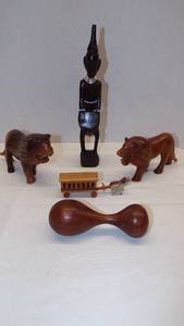 lot 4725 image: Wood Carvings