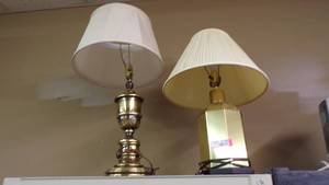 lot 4740 image: 2 Table Lamps