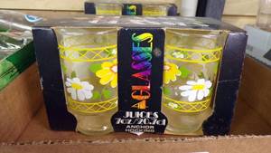 lot 4741 image: Anchor Hocking Juice Glasses