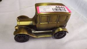 lot 4845 image: Wichita Federal Savings Die Cast Bank Car