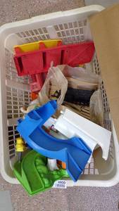 lot 4900 image: Basket of Toys