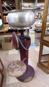 lot 4903 image: McCormick-Deering Cream Separator wManual