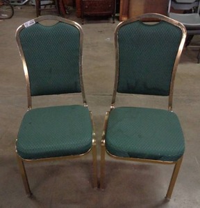 lot 1934 image: Lot of 2 Classico Seating Chairs - Green