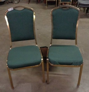 lot 1939 image: Lot of 2 Classico Seating Chairs - Green