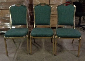 lot 2100 image: Lot of 3 Classico Seating Chairs - Green