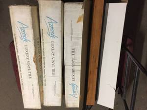 lot 4036 image: Lot of Vinyl Tile Flooring