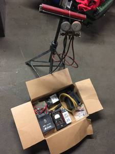 lot 4070 image: Multi Meters, Gauges and More