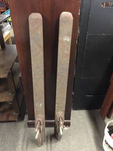 lot 4078 image: Set of Forks