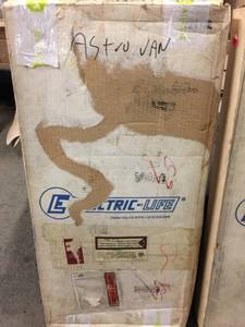 lot 4087 image: Astro Van Part