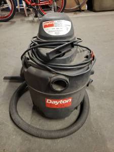 lot 4030 image: Dayton WetDry Vac