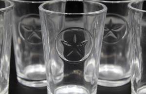 lot 1594 image: Set of 8 drinking glasses with a Star design