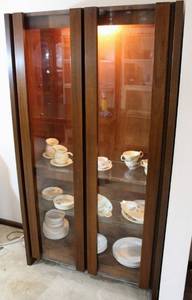 lot 1521 image: Vintage Teakwood Lighted Display Cabinet with Glass Shelves  (matches lot 1520)