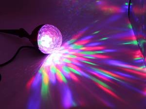 lot 1724 image: Outdoor Christmas Light Show Lot - Gemmy TimersOutlets, Speaker, Snowflake Strobe Light, Colorful Prism Strobe Light