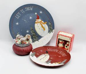 lot 1727 image: Christmas Decor Lot - Snowmen, Vintage Hallmark and Musical Trinket Box